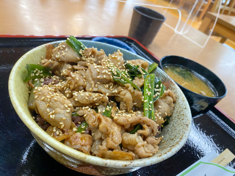 行者にんにく豚丼